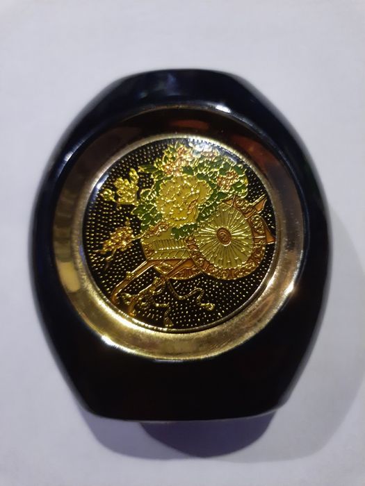 Japoński wazon z porcelany