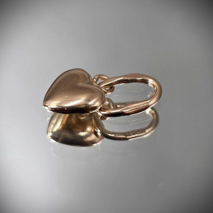 Złota Przywieszka Serduszko Próba 583 14K Waga 0,49g Długość 1,3cm