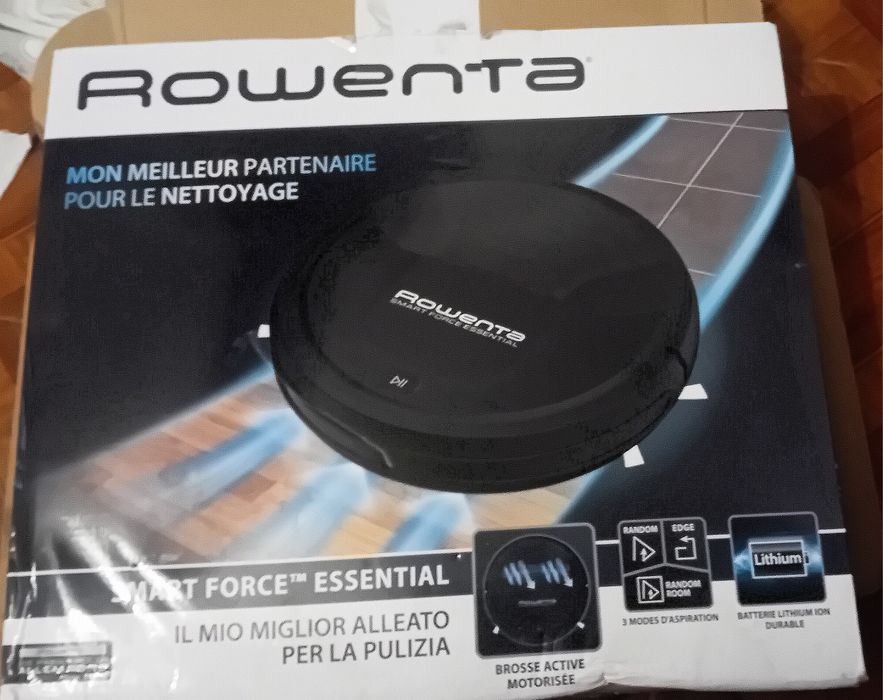 Robô Aspirador Rowenta Smart Force Essential na Caixa (Para Peças / Nã