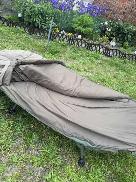 Łóżko karpiowe Trakker - Levelite Oval Bed System