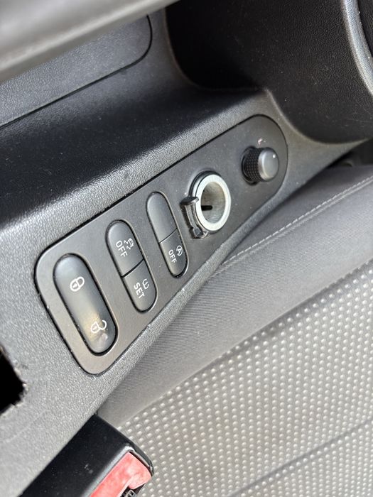 SEAT Leon — fotografia 8