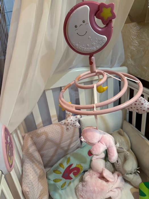 Продам мобиль chicco состояние идеальное