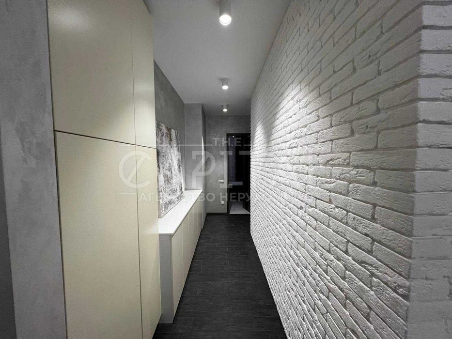 Оренда квартири печерськ гібридний інвертор повна автономність паркінг