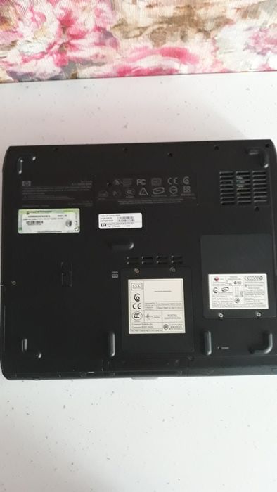 Продам Ноутбук HP+мышка,Рабочий!