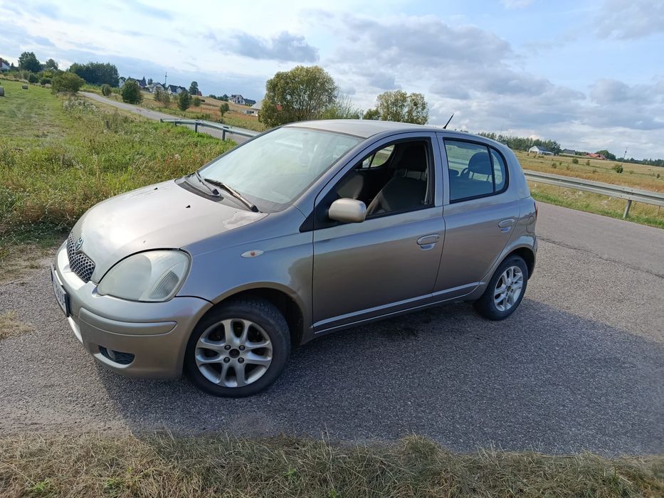 Toyota yaris 2004 1.3