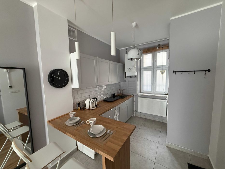 Nowoczesne studio 25 m² w Centrum Chorzowa – Blisko Parku Śląskiego