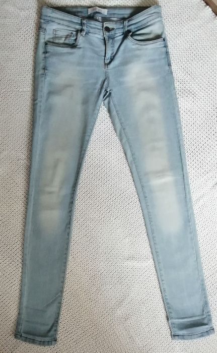 Jasne spodnie jeansowe, wyższy stan, Promod, rozm. S