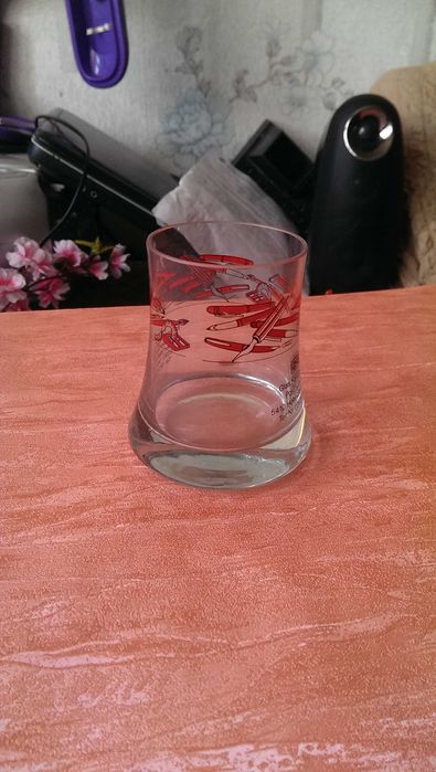 Мини вазочка - стакан, из плотного стекла
