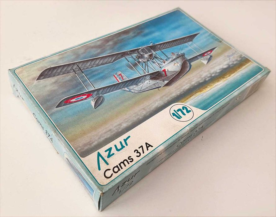 Azur_Cams 37A. ESc.1:72. Completo e como novo.