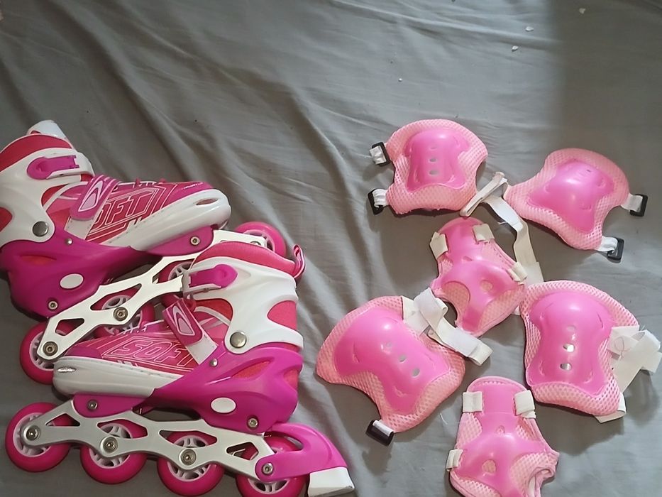 Ролики женские раздвижные