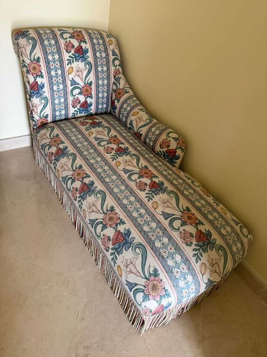 Chaise longue clássica como nova