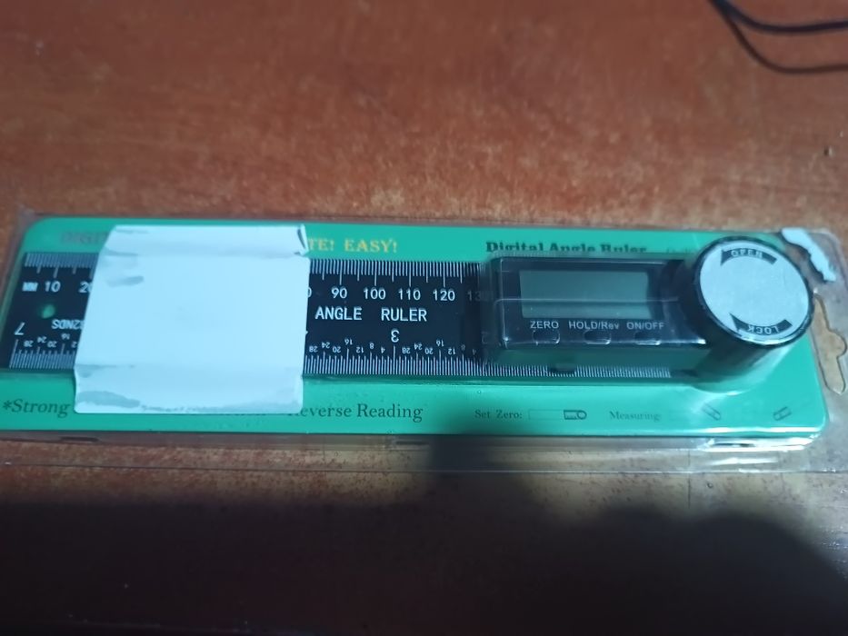 Elektroniczny kątomierz cyfrowy 200mm