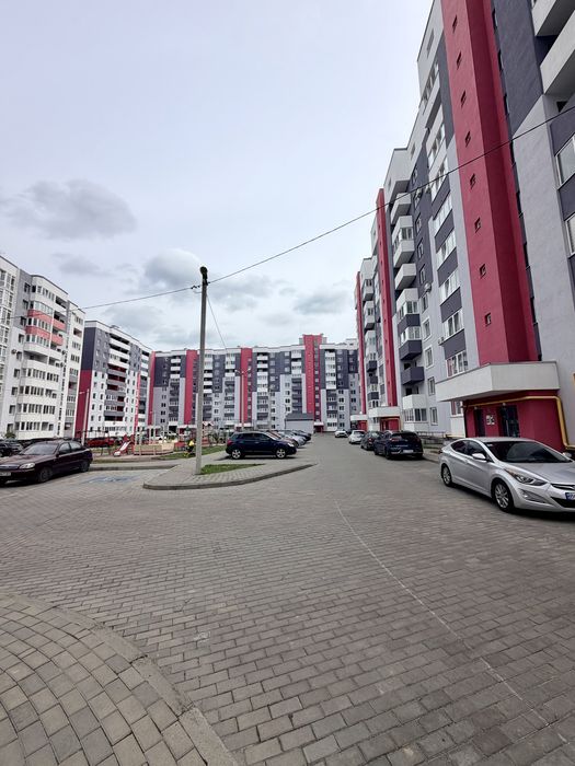 Продаж 2-кімнатної квартири на Глинянському Тракті