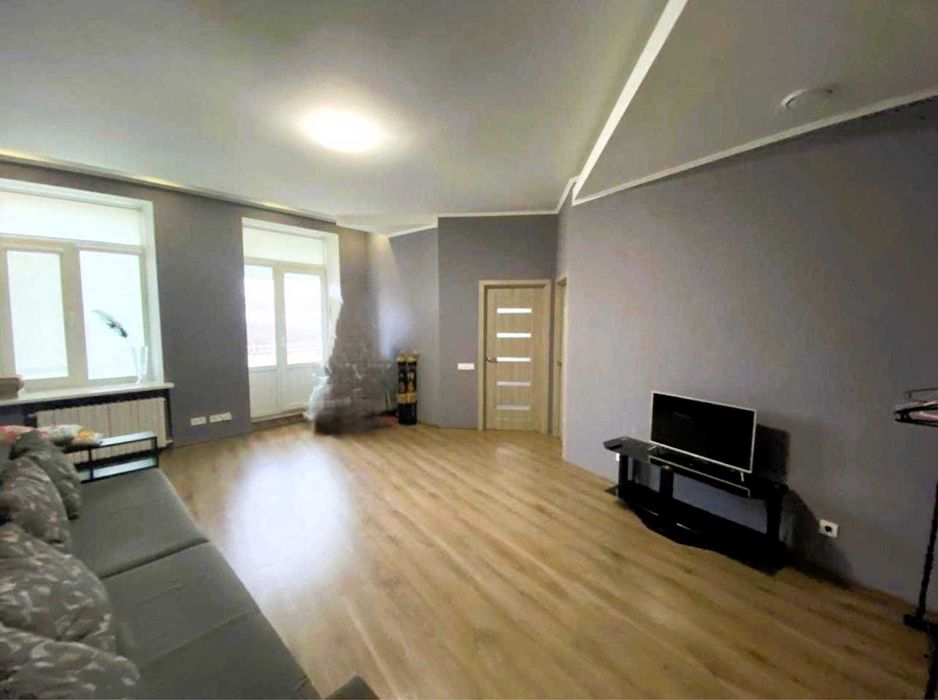 Продаж 3-кімнатну квартиру Центр  Дмитра Яворницького театр опери AK