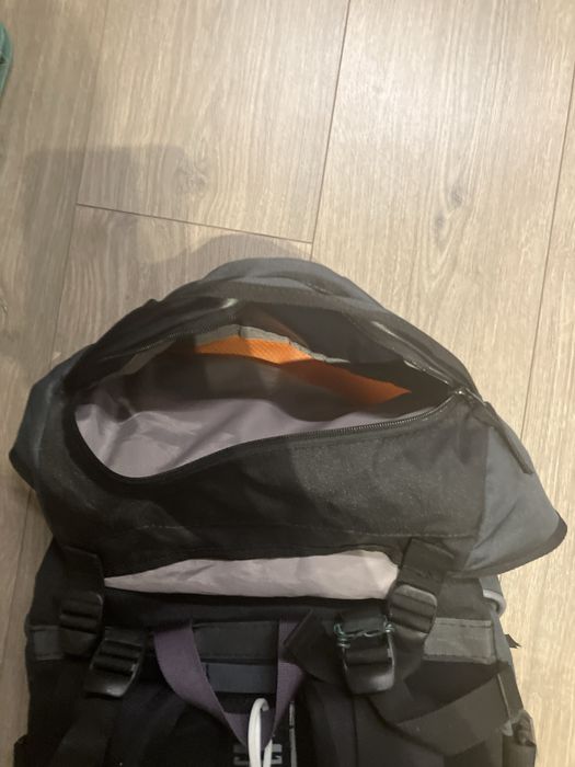 Mochila Deuter de campismo 65 + 10 l