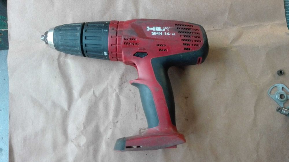 HILTI wiertarko wkrętarka  niekompletna