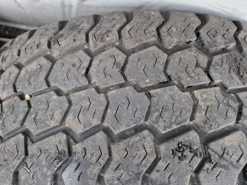 Koła 215/60/17C  VW Multivan  T5 T6 wielosezon goodyear