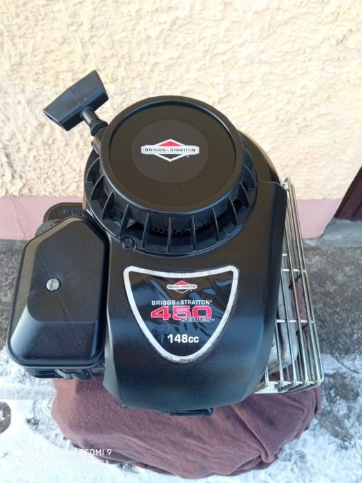 Sprzsprzedam silnik do kosiarki brig station