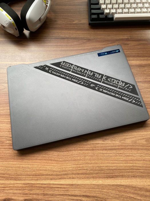 ASUS ROG Zephyrus G14 Alan Walker Ryzen 9 5900HS RTX 3050Ti RTX STRIX