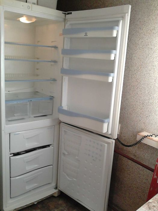 lodówka indesit PILNIE  sprzedam