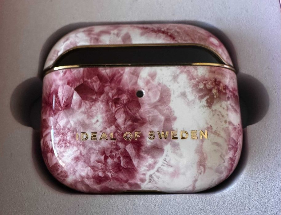 Etui na Apple AirPods generacji 3 IDEAL OF SWEDEN