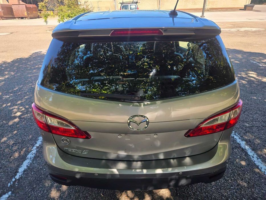 Mazda 5      2014