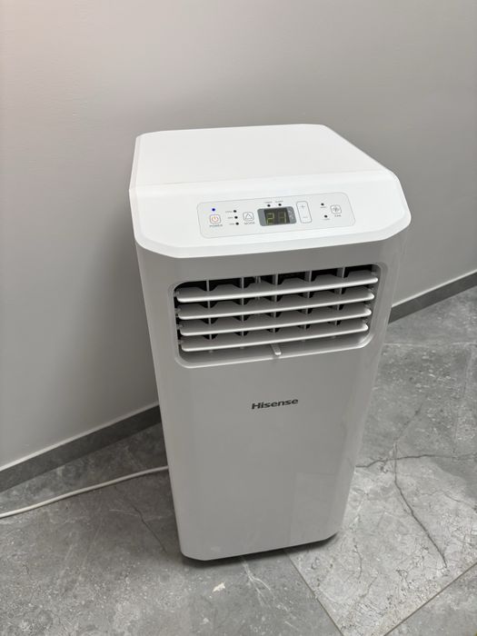 Klimatyzator przenośny Hisense VAPC09 2,5 kW 9000 BTU – pilot + zestaw okienny