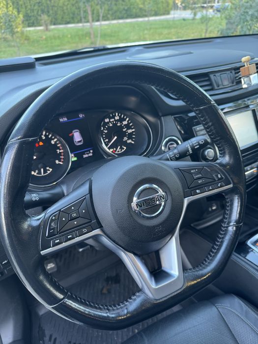 Nissan rogue 2018
