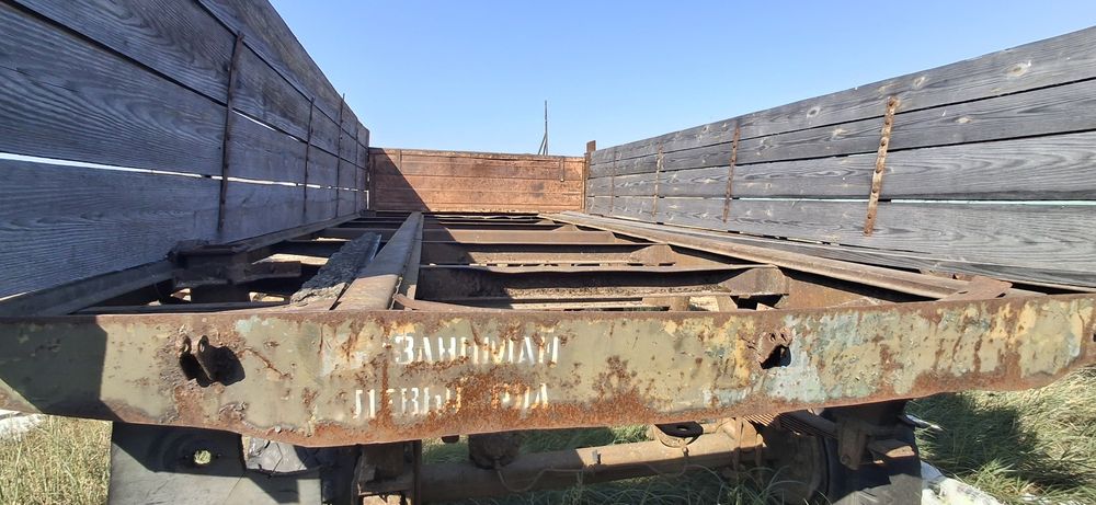 Прицеп зіл Гбк 817