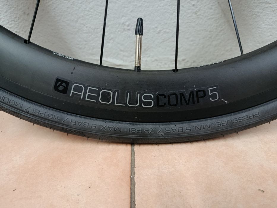 Rodas bontrager aelos 5 comp 50 mm