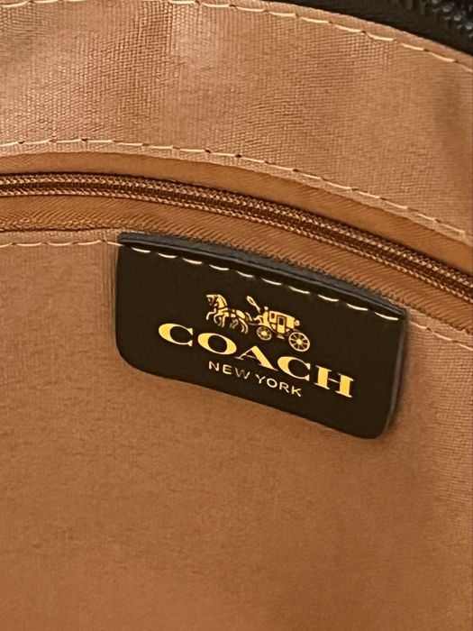 Stylowa torebka Coach czarna monogram