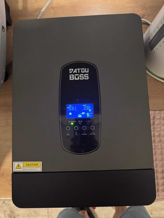 Гибридный инвертор DATOU BOSS SP-7000, 7 квт. 48 Volt
