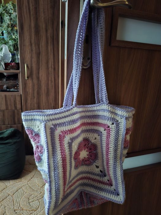 Torba robiona na szydełku