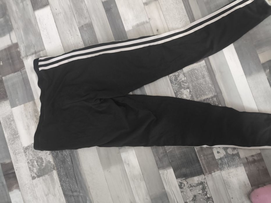 Leginsy adidas  czarne