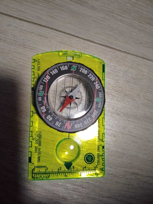 Kompas turystyczny UST Hi Vis