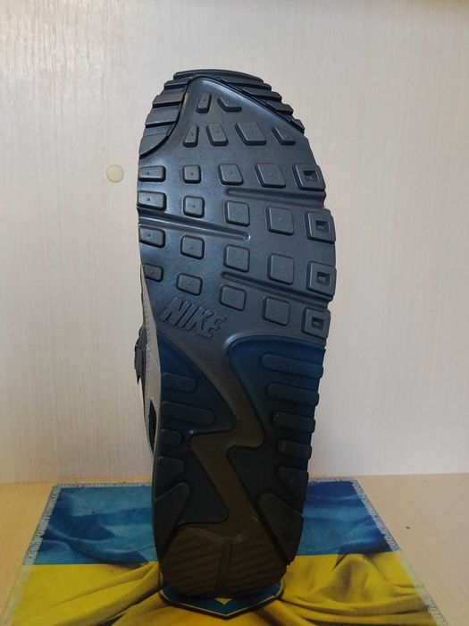 Кросівки Nike Air Max 90 Lahar чорні з синім (42), 27.5 см.