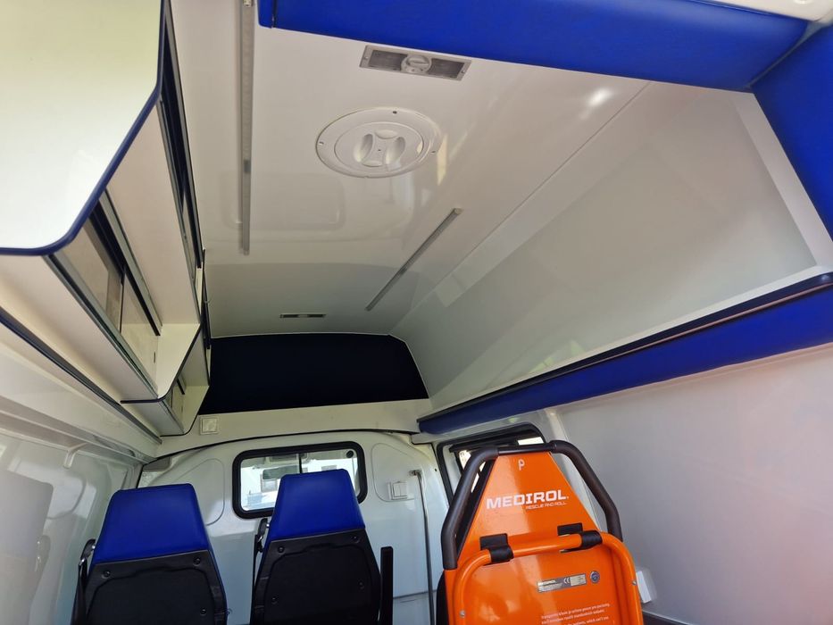 Vw transporter 2015 4motion ambulance karetka 4x4 syncro t6 t5 ambulan