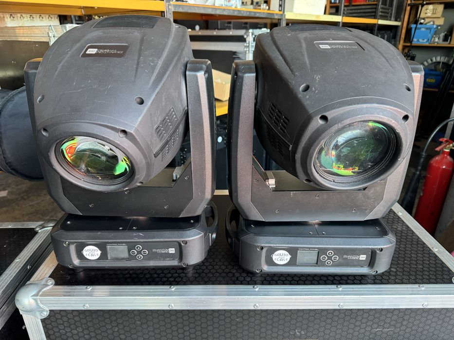 Showtec phantom 3r hybrid ruchome glowy z case