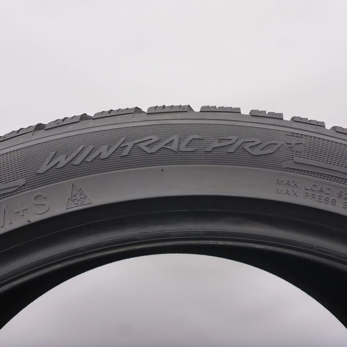Opony 265/40/21 Vredestein 265/40R21 105Y XL Zimowe 2024 6-6,2mm