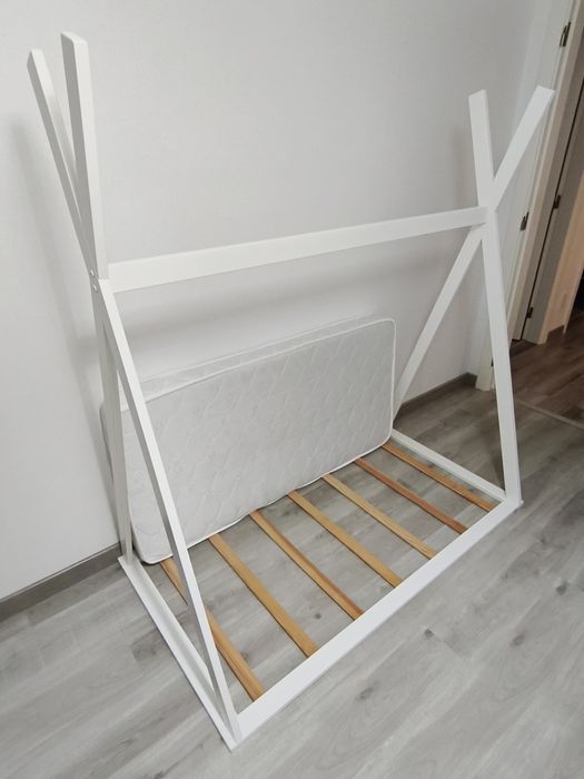 Cama Tipi + colchão - Baby