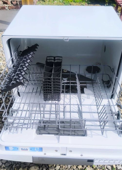 Zmywarka kompaktowa Electrolux ESF2300OW