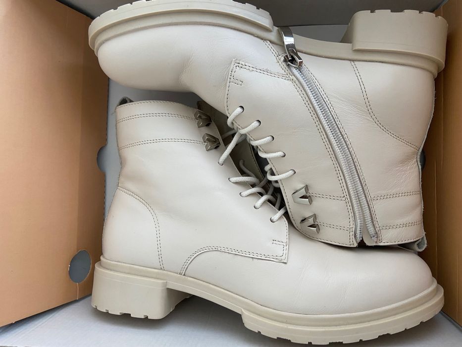 Жіночі черевики з натуральної шкіри