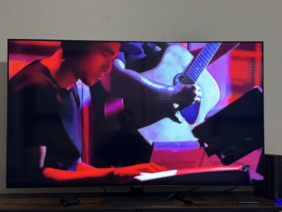 Samsung TV QE65Q80BATXXC (QLED – 65-inch / 165 cm – 4K Ultra HD – Smart TV)64284285597953123