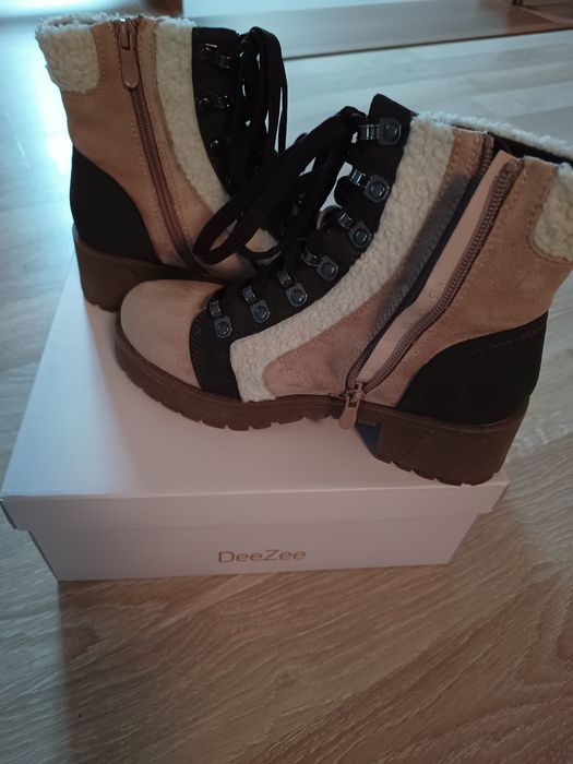 Botki ,,DeeZee"38