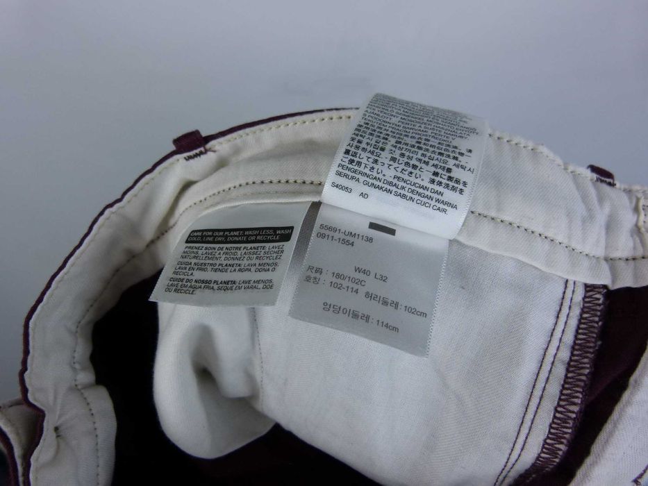 Levi`s męskie bawełniane spodnie burgund - W40 / L32