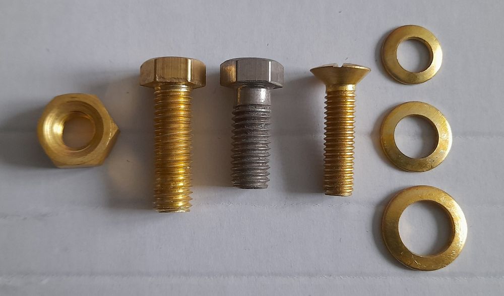 Латунный крепеж М 10 и М 8.