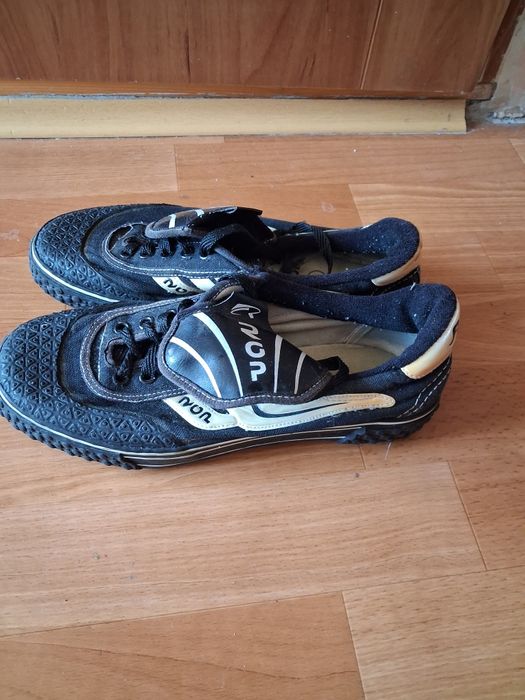 Кеди  гумові  р. 41