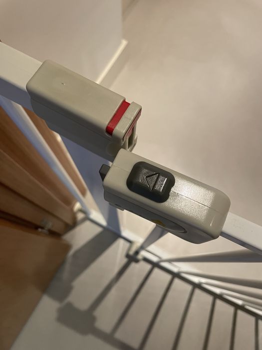 Portäo de Segurança de criança branco, como novo