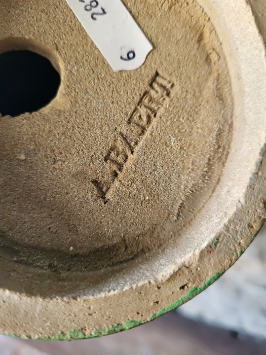 Ceramiczna figura Święta Łucja patrz podstawa