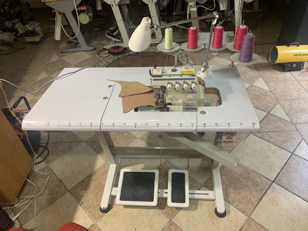 Overlock Juki MO 3616 - 5 nitkowy serwo 230 V